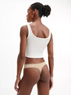 Calvin Klein String - Flirty 9 Calvin Klein String - Flirty -Pas Cher Calvin Klein Magasin 000QD3705E 20N alternate2