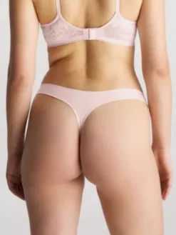 Calvin Klein String - Ultra Soft Lace -Pas Cher Calvin Klein Magasin 000QF6941E 2NT alternate2