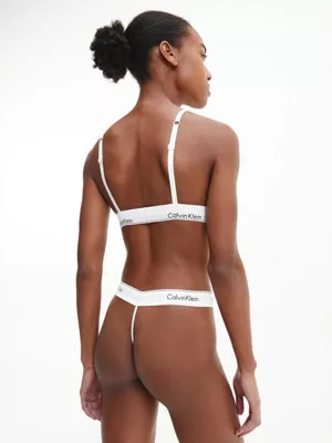 Calvin Klein String - Modern V-Day 5 Calvin Klein String - Modern V-Day â Image 3