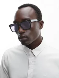 Calvin Klein Lunettes De Soleil Rectangulaires CK22535S 9 Calvin Klein Lunettes De Soleil Rectangulaires CK22535S -Pas Cher Calvin Klein Magasin 00CK22535S 001 alternate3