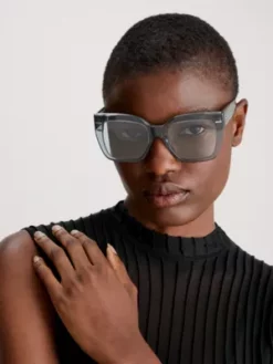 Calvin Klein Lunettes De Soleil Rectangulaires CK23508S 7 Calvin Klein Lunettes De Soleil Rectangulaires CK23508S -Pas Cher Calvin Klein Magasin 00CK23508S 435 alternate2