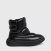 Calvin Klein Bottines Matelassées Pour Enfant 1 Calvin Klein Bottines Matelassées Pour Enfant -Pas Cher Calvin Klein Magasin EFCK080669 999 main