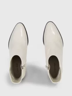 Calvin Klein Bottines à Talons En Cuir Avec Logo 10 Calvin Klein Bottines à Talons En Cuir Avec Logo -Pas Cher Calvin Klein Magasin HW0HW01701 ACG alternate2