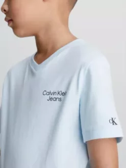 Calvin Klein T-shirt Avec Col En V En Coton Bio 9 Calvin Klein T-shirt Avec Col En V En Coton Bio -Pas Cher Calvin Klein Magasin IB0IB01470 CYR alternate2