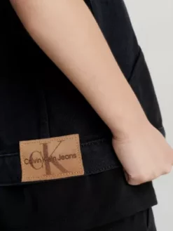 Calvin Klein Veste Sans Manches Relaxed Color-block En Jean -Pas Cher Calvin Klein Magasin IB0IB01750 1BY alternate2