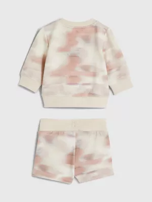 Calvin Klein Ensemble Sweat-shirt Et Short Pour Nouveau-né 4 Calvin Klein Ensemble Sweat-shirt Et Short Pour Nouveau-né – Image 2