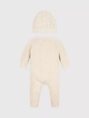 Calvin Klein Coffret Cadeau Avec Grenouillère Et Bonnet Pour Nouveau-né 5 Calvin Klein Coffret Cadeau Avec Grenouillère Et Bonnet Pour Nouveau-né – Image 3