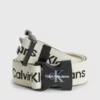 Calvin Klein Ceinture Avec Logo Pour Enfant 2 Calvin Klein Ceinture Avec Logo Pour Enfant -Pas Cher Calvin Klein Magasin IU0IU00431 ACI main
