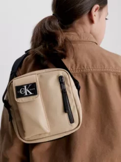 Calvin Klein Sac à Bandoulière Unisexe -Pas Cher Calvin Klein Magasin IU0IU00448 PF2 alternate4