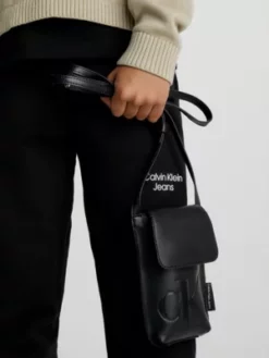 Calvin Klein Sac à Bandoulière Unisexe Avec Logo -Pas Cher Calvin Klein Magasin IU0IU00502 BEH alternate4