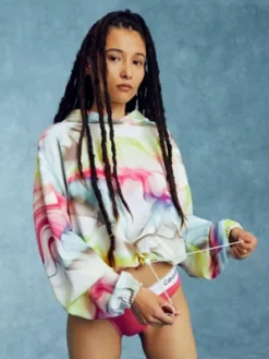 Calvin Klein Sweat à Capuche Court Entièrement Imprimé - Pride