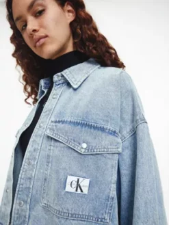 Calvin Klein Chemise Courte Oversize En Jean 10 Calvin Klein Chemise Courte Oversize En Jean -Pas Cher Calvin Klein Magasin J20J220225 1AA alternate3