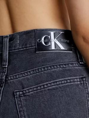 Calvin Klein Short Bermuda Mom En Jean 6 Calvin Klein Short Bermuda Mom En Jean – Image 4