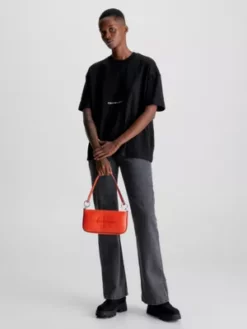 Calvin Klein T-shirt Boyfriend -Pas Cher Calvin Klein Magasin J20J220768 BEH alternate4