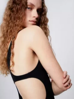 Calvin Klein Robe-débardeur Moulante Ajourée 11 Calvin Klein Robe-débardeur Moulante Ajourée -Pas Cher Calvin Klein Magasin J20J220982 BEH alternate2