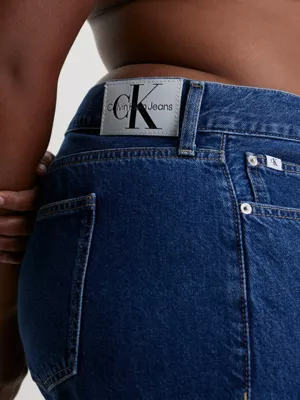 Calvin Klein Short En Jean Mom Grande Taille 5 Calvin Klein Short En Jean Mom Grande Taille – Image 3