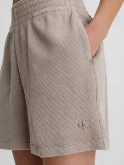 Calvin Klein Short Relaxed En Coton Gaufré -Pas Cher Calvin Klein Magasin J20J221012 PE5 alternate2