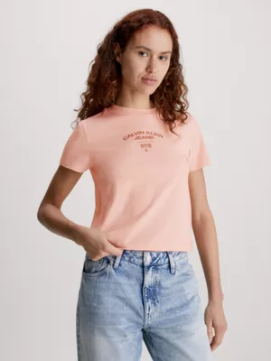 Calvin Klein T-shirt Universitaire Slim Avec Logo 3 Calvin Klein T-shirt Universitaire Slim Avec Logo