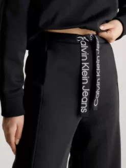 Calvin Klein Pantalon De Jogging à Jambes Larges Avec Logo Tape -Pas Cher Calvin Klein Magasin J20J221916 BEH alternate3