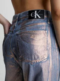Calvin Klein Jean Droit Taille Haute Fini Métallisé 11 Calvin Klein Jean Droit Taille Haute Fini Métallisé -Pas Cher Calvin Klein Magasin J20J222205 1A4 alternate3