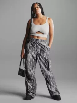 Calvin Klein Brassière En Maille Côtelée Métallisée 12 Calvin Klein Brassière En Maille Côtelée Métallisée -Pas Cher Calvin Klein Magasin J20J222580 PRQ alternate3