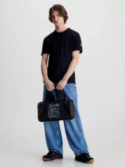 Calvin Klein T-shirt Avec Insigne Monogramme 12 Calvin Klein T-shirt Avec Insigne Monogramme -Pas Cher Calvin Klein Magasin J30J314051 BAE alternate4