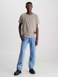 Calvin Klein T-shirt En Coton Bio Avec Insigne -Pas Cher Calvin Klein Magasin J30J315319 PBU alternate3