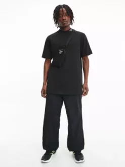 Calvin Klein T-shirt Relaxed En Tissu éponge De Coton 10 Calvin Klein T-shirt Relaxed En Tissu éponge De Coton -Pas Cher Calvin Klein Magasin J30J322622 BEH alternate2