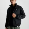 Calvin Klein Bomber En Polyester Recyclé 2 Calvin Klein Bomber En Polyester Recyclé -Pas Cher Calvin Klein Magasin J30J323466 BEH main