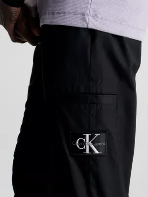 Calvin Klein Pantalon Chino Utilitaire Fuselé 5 Calvin Klein Pantalon Chino Utilitaire Fuselé – Image 3