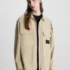 Calvin Klein Chemise Veste Oversize Zippée -Pas Cher Calvin Klein Magasin J30J323513 PF2 main