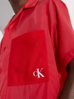 Calvin Klein Chemise En Nylon Relaxed à Manches Courtes - Pride -Pas Cher Calvin Klein Magasin J30J323711 XAJ alternate3