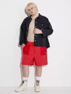 Calvin Klein Short Relaxed En Nylon - Pride -Pas Cher Calvin Klein Magasin J30J323713 XAJ alternate4