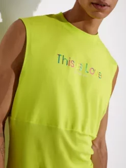 Calvin Klein Débardeur Relaxed - Pride -Pas Cher Calvin Klein Magasin J30J323718 LRE alternate3