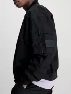 Calvin Klein Blouson Bomber Relaxed Légèrement Matelassé -Pas Cher Calvin Klein Magasin J30J323842 BEH alternate2