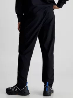 Calvin Klein Pantalon De Jogging Cargo Slim 10 Calvin Klein Pantalon De Jogging Cargo Slim -Pas Cher Calvin Klein Magasin J30J324046 BEH alternate2