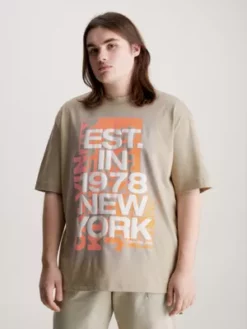 Calvin Klein T-shirt Avec Logo Relaxed En Coton 9 Calvin Klein T-shirt Avec Logo Relaxed En Coton -Pas Cher Calvin Klein Magasin J30J324307 PED alternate1