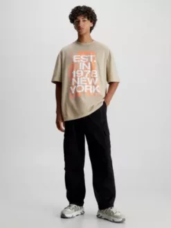 Calvin Klein T-shirt Avec Logo Relaxed En Coton 12 Calvin Klein T-shirt Avec Logo Relaxed En Coton -Pas Cher Calvin Klein Magasin J30J324307 PED alternate4