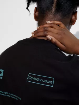 Calvin Klein T-shirt Unisexe Oversize Imprimé - Pride 7 Calvin Klein T-shirt Unisexe Oversize Imprimé - Pride – Image 5