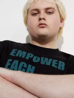 Calvin Klein T-shirt Unisexe Oversize Imprimé - Pride 20 Calvin Klein T-shirt Unisexe Oversize Imprimé - Pride -Pas Cher Calvin Klein Magasin J40J400320 BEH alternate5