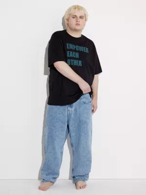 Calvin Klein T-shirt Unisexe Oversize Imprimé - Pride 10 Calvin Klein T-shirt Unisexe Oversize Imprimé - Pride – Image 8