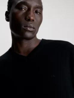 Calvin Klein Pull à Col V En Laine Mérinos 9 Calvin Klein Pull à Col V En Laine Mérinos -Pas Cher Calvin Klein Magasin K10K110423 BEH alternate2