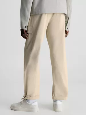 Calvin Klein Pantalon Cargo Relaxed 4 Calvin Klein Pantalon Cargo Relaxed – Image 2