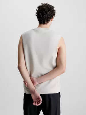 Calvin Klein Veste Sans Manches En Coton Bio Piqué Nid D'abeille 4 Calvin Klein Veste Sans Manches En Coton Bio Piqué Nid D'abeille – Image 2