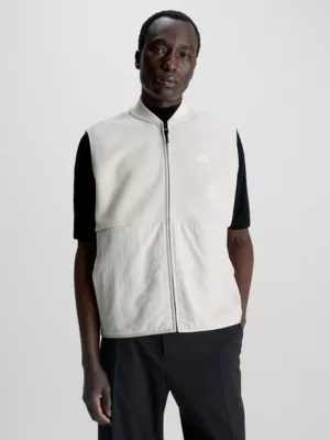 Calvin Klein Veste Sans Manches Zippée En Polaire Contrecollée 3 Calvin Klein Veste Sans Manches Zippée En Polaire Contrecollée