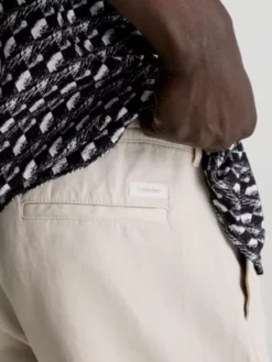 Calvin Klein Pantalon Slim Fuselé Avec Cordon De Serrage 9 Calvin Klein Pantalon Slim Fuselé Avec Cordon De Serrage -Pas Cher Calvin Klein Magasin K10K111751 ACE alternate2