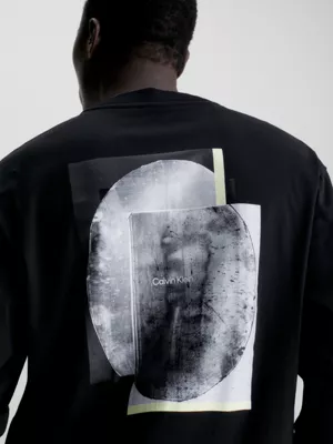 Calvin Klein T-shirt à Manches Longues Et Imprimé Graphique Dans Le Dos 5 Calvin Klein T-shirt à Manches Longues Et Imprimé Graphique Dans Le Dos – Image 3