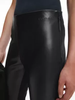 Calvin Klein Legging En Similicuir 11 Calvin Klein Legging En Similicuir -Pas Cher Calvin Klein Magasin K20K202685 BEH alternate3