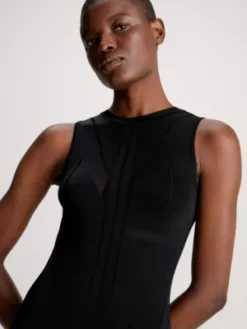 Calvin Klein Robe Slim En Maille Transparente à Pans 9 Calvin Klein Robe Slim En Maille Transparente à Pans -Pas Cher Calvin Klein Magasin K20K205615 BEH alternate2