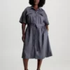 Calvin Klein Robe-chemise Relaxed Grande Taille 2 Calvin Klein Robe-chemise Relaxed Grande Taille -Pas Cher Calvin Klein Magasin K20K205662 PT5 main